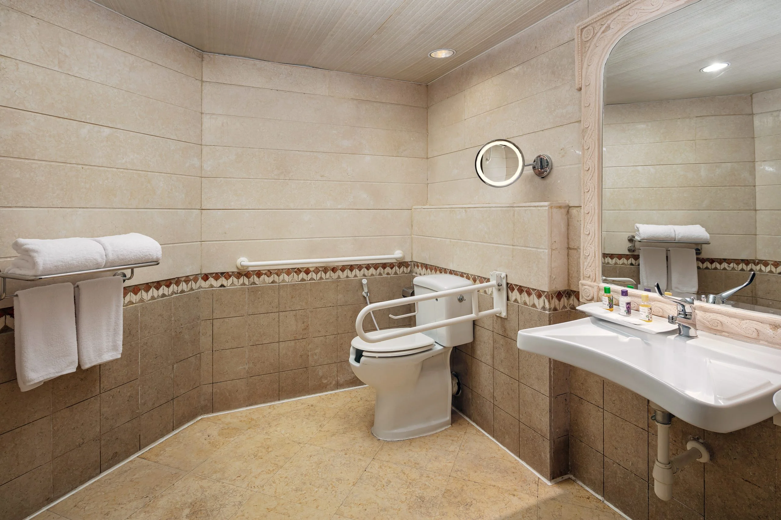 HANDICAP_BATHROOM