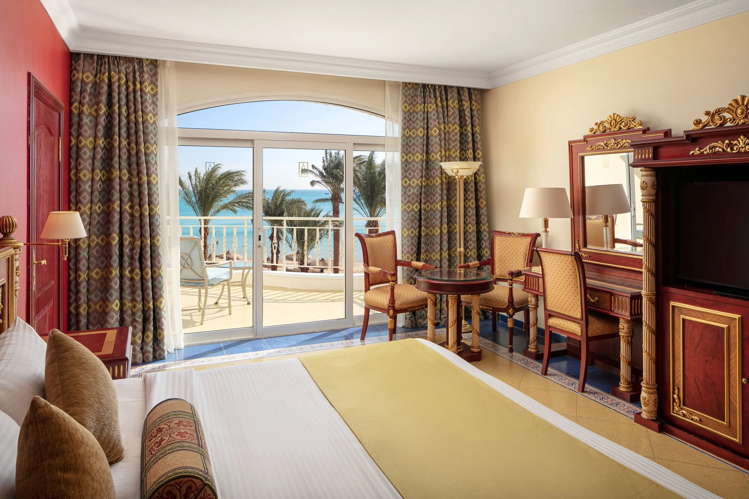 PRESIDENTIAL_SUITE_01